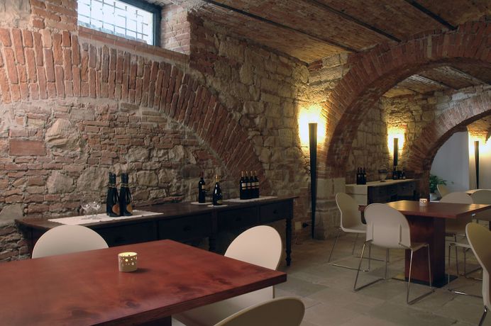 Imagen del bar/restaurante del Hotel Orazio. Foto 5