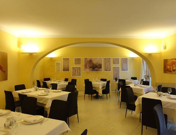 Imagen del bar/restaurante del Hotel Orazio. Foto 9