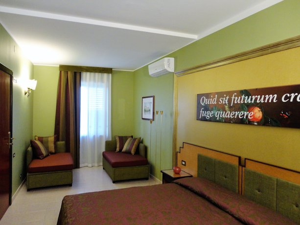 Imagen de la habitación del Hotel Orazio. Foto 16