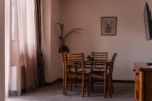 Imagen de la habitación del Hotel Orbel. Foto 18