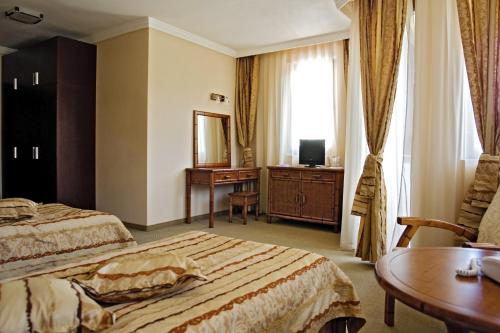 Imagen de la habitación del Hotel Orbel. Foto 20