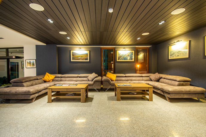 Imagen de los interiores del Hotel Orbi Palace Official. Foto 16