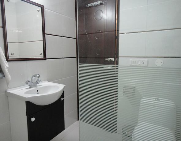 Imagen general del Hotel Orbit-34. Foto 16