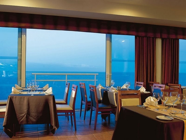 Imagen general del Hotel Orca Praia - Adults Only. Foto 11