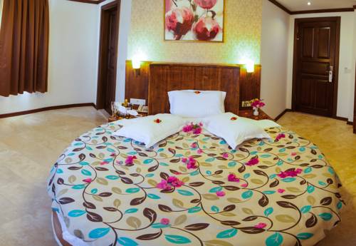 Imagen de la habitación del Hotel Orcey. Foto 5