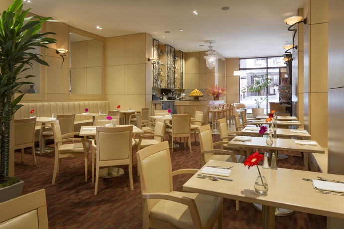 Imagen del bar/restaurante del Hotel Orchard Garden. Foto 7