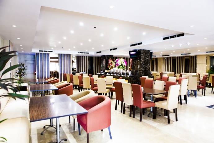 Imagen del bar/restaurante del Hotel Orchardz Industri. Foto 3