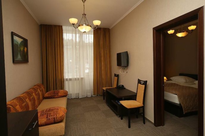Imagen de la habitación del Hotel Orchestra Oka Spa Resort. Foto 19