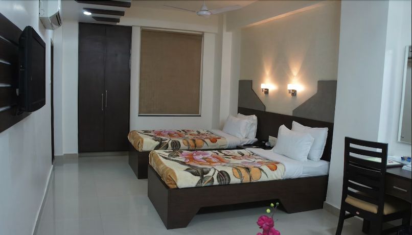 Imagen general del Hotel Orchid Business Luxury. Foto 1