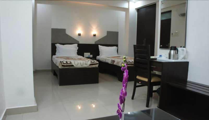Imagen de la habitación del Hotel Orchid Business Luxury. Foto 5