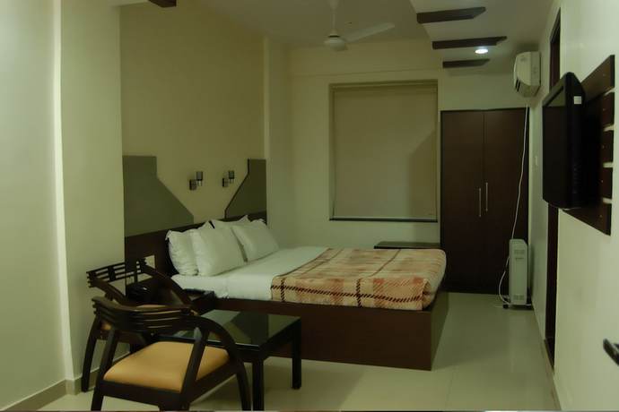 Imagen de la habitación del Hotel Orchid Business Luxury. Foto 6