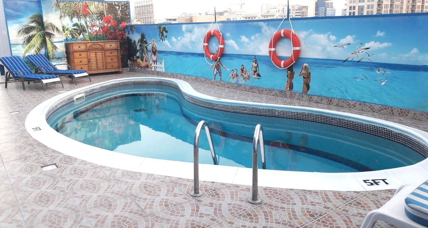 Imagen de la piscina del Hotel Orchid, Dubai. Foto 19