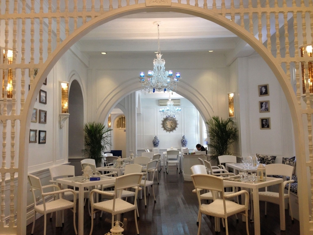 Imagen del bar/restaurante del Hotel Orchid Garden Suites. Foto 2