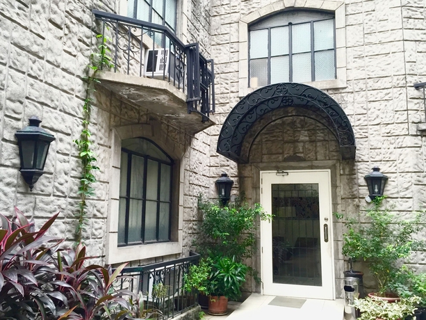 Imagen de los exteriores del Hotel Orchid Garden Suites. Foto 11