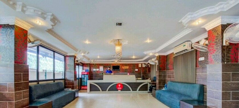 Imagen de los interiores del Hotel Orchid, Guwahati. Foto 16