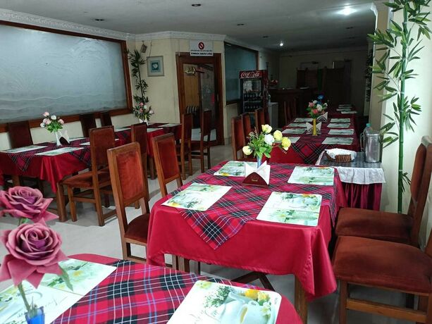 Imagen del bar/restaurante del Hotel Orchid, Guwahati. Foto 9