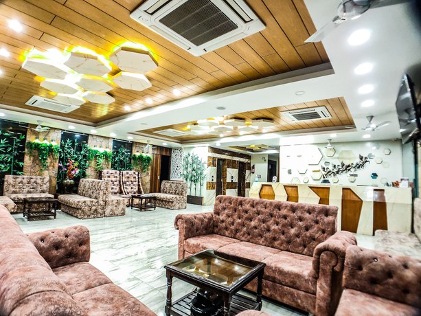 Imagen de los interiores del Hotel Orchid Inn, Bhopal. Foto 16