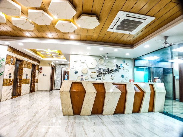 Imagen de los interiores del Hotel Orchid Inn, Bhopal. Foto 17