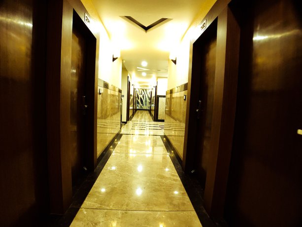 Imagen de los interiores del Hotel Orchid Inn, Bhopal. Foto 19