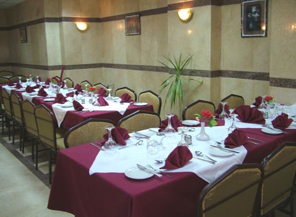 Imagen del bar/restaurante del Hotel Orchida St. George. Foto 2