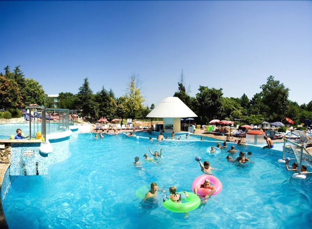 Imagen de la piscina del Hotel Orchidea, Albena. Foto 19