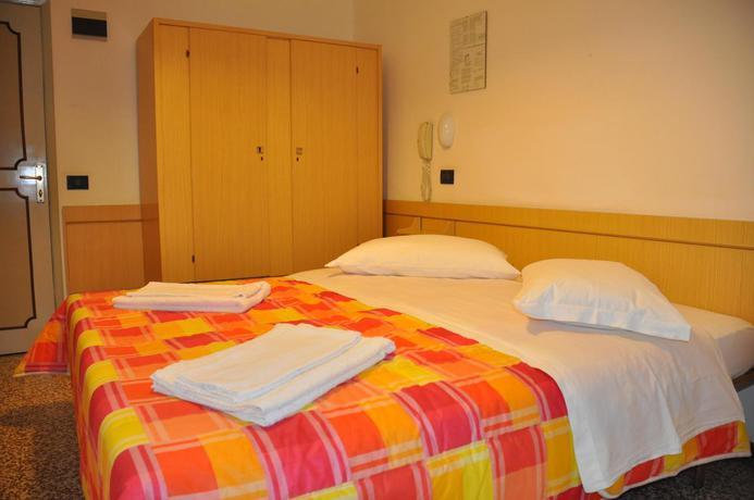 Imagen de la habitación del Hotel Orchidea, Cesenatico. Foto 6