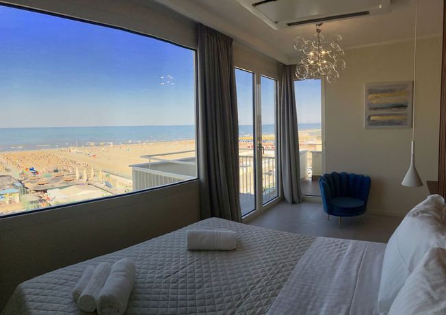 Imagen de la habitación del Hotel Orchidea, Pinarella di Cervia. Foto 13