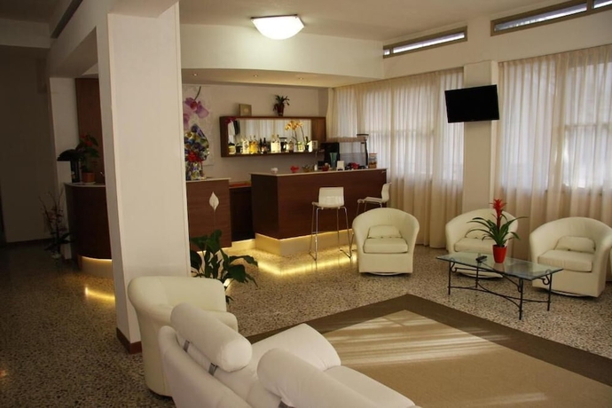 Imagen de los interiores del Hotel Orchidea, Rimini. Foto 18