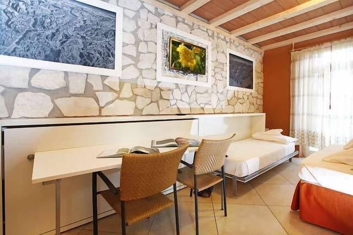Imagen de la habitación del Hotel Orchidea, Riva del Garda. Foto 10