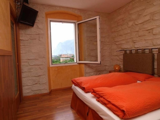 Imagen de la habitación del Hotel Orchidea, Riva del Garda. Foto 15
