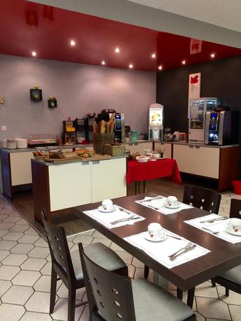 Imagen de los interiores del Hotel Orchidées. Foto 8