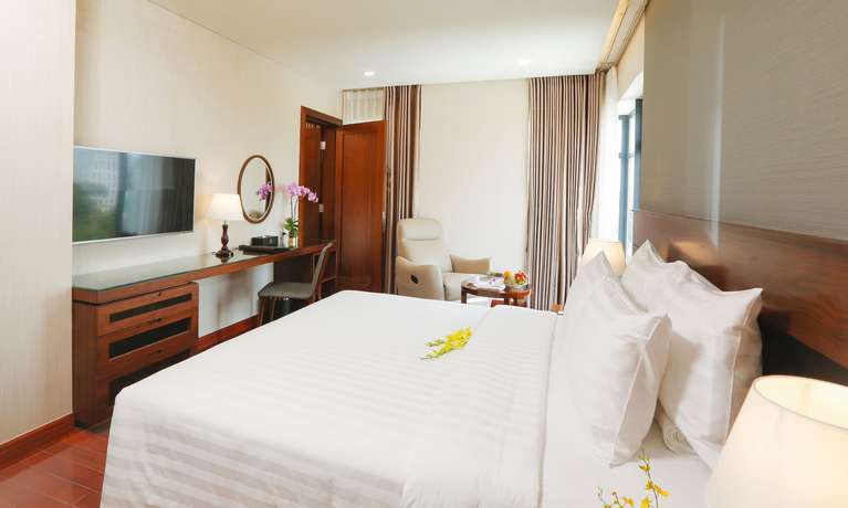 Imagen de la habitación del Hotel Orchids Saigon. Foto 6