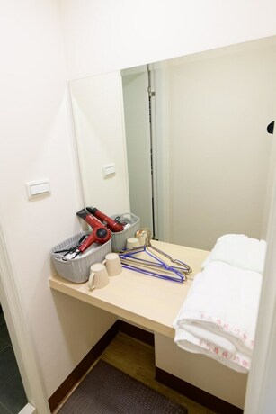 Imagen de la habitación del Hotel Ordinary Inn. Foto 19