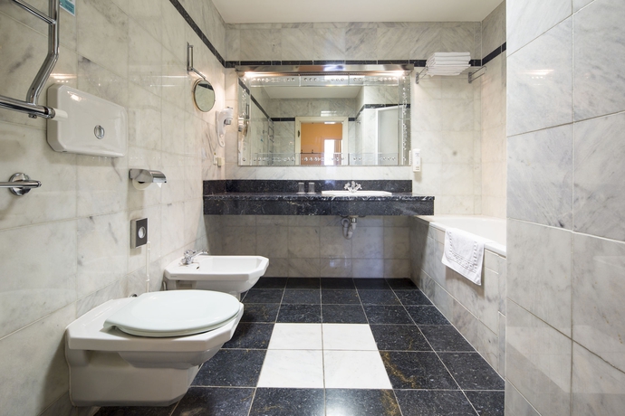 Imagen de la habitación del Hotel Orea Spa Palace Zvon Mariánské Lázně. Foto 11