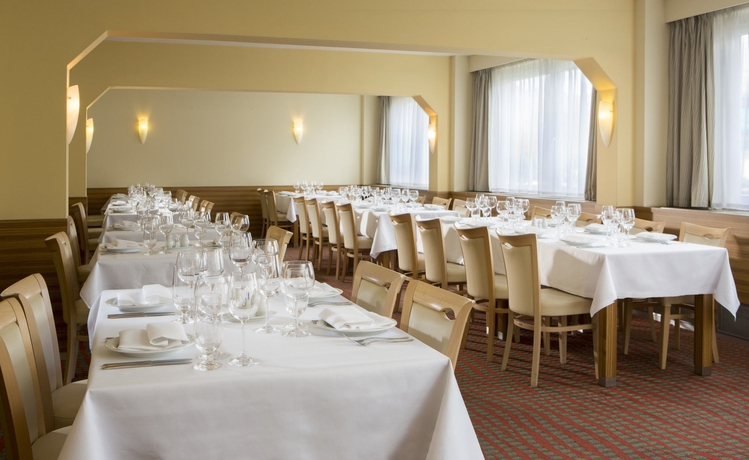 Imagen del bar/restaurante del Hotel Orea Voro Brno. Foto 5