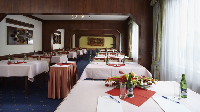 Imagen del bar/restaurante del Hotel Orea Voro Brno. Foto 6