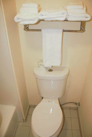 Imagen de la habitación del Hotel Oregon Trail Inn and Suites. Foto 6