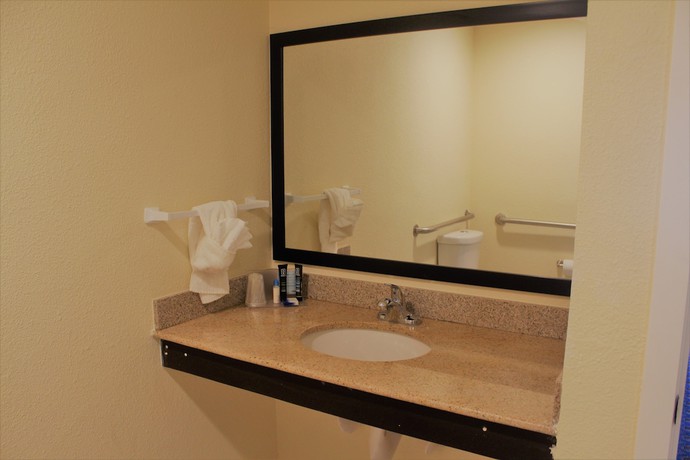 Imagen de la habitación del Hotel Oregon Trail Inn and Suites. Foto 10