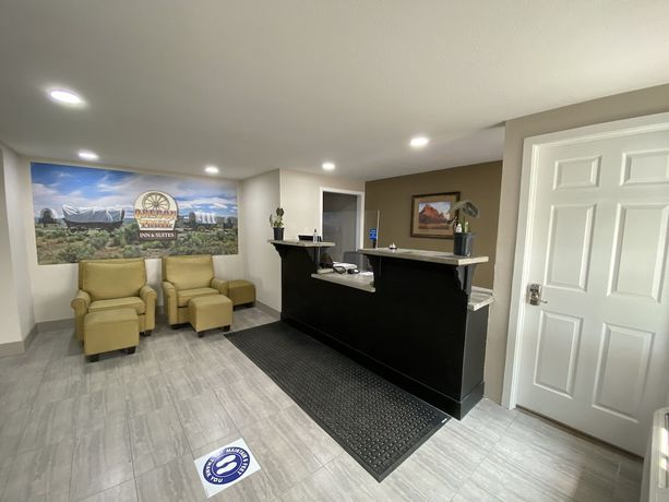 Imagen de los interiores del Hotel Oregon Trail Inn and Suites. Foto 20