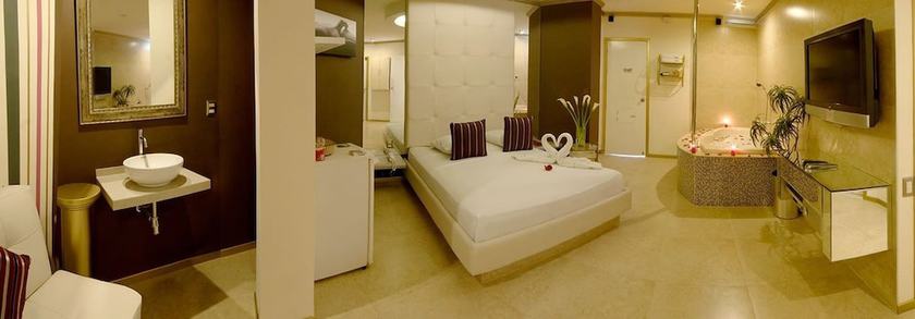 Imagen de la habitación del Hotel Orei' Suites And Spa. Foto 4