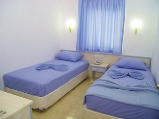 Imagen de la habitación del Hotel Oren Hill. Foto 3