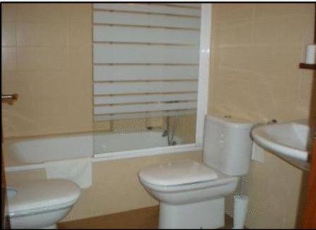 Imagen de la habitación del Hotel Oreneta. Foto 2