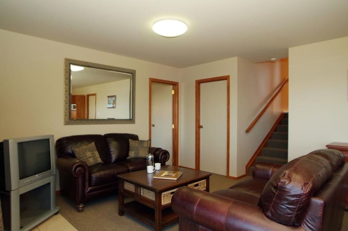 Imagen de la habitación del Hotel Oreti Village Resort. Foto 4