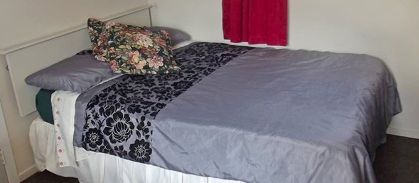 Imagen de la habitación del Hotel Orewa Pillows Lodge. Foto 21