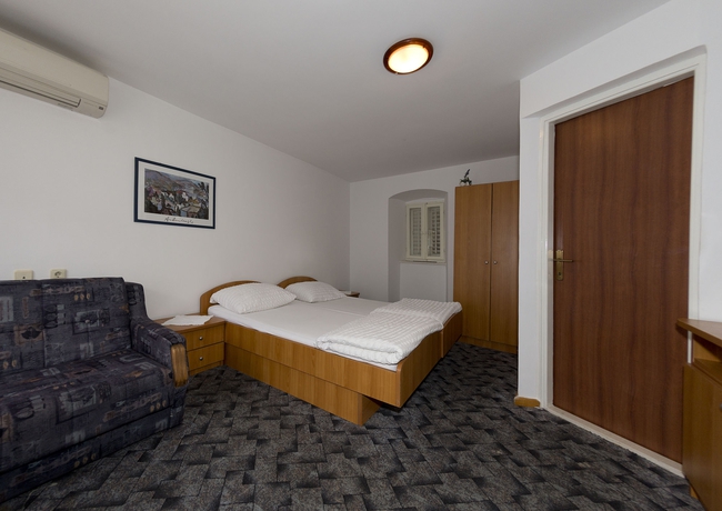 Imagen de la habitación del Hotel Orhan Rooms Dubrovnik. Foto 9