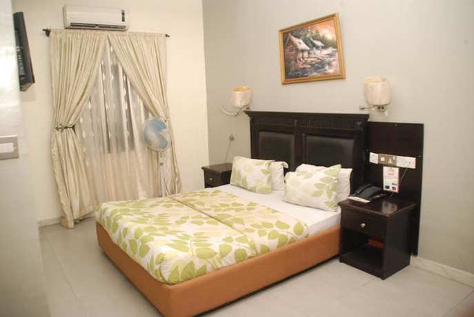 Imagen de la habitación del Hotel Orian. Foto 5