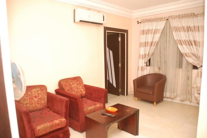 Imagen de la habitación del Hotel Orian. Foto 12