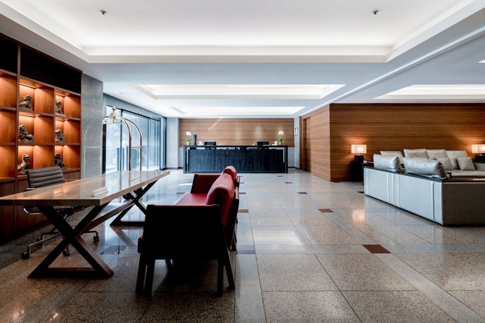 Imagen de los interiores del Hotel Oriens and Residences. Foto 18