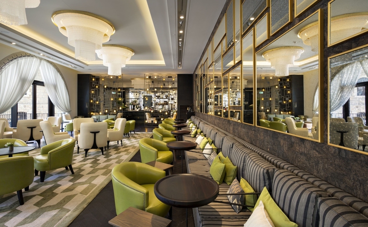 Imagen del bar/restaurante del Hotel Orient By Isrotel Exclusive. Foto 2