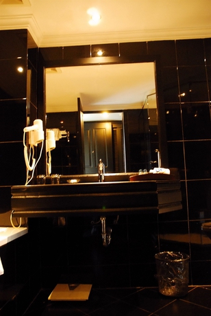 Imagen de la habitación del Hotel Orient D'Angkor. Foto 11